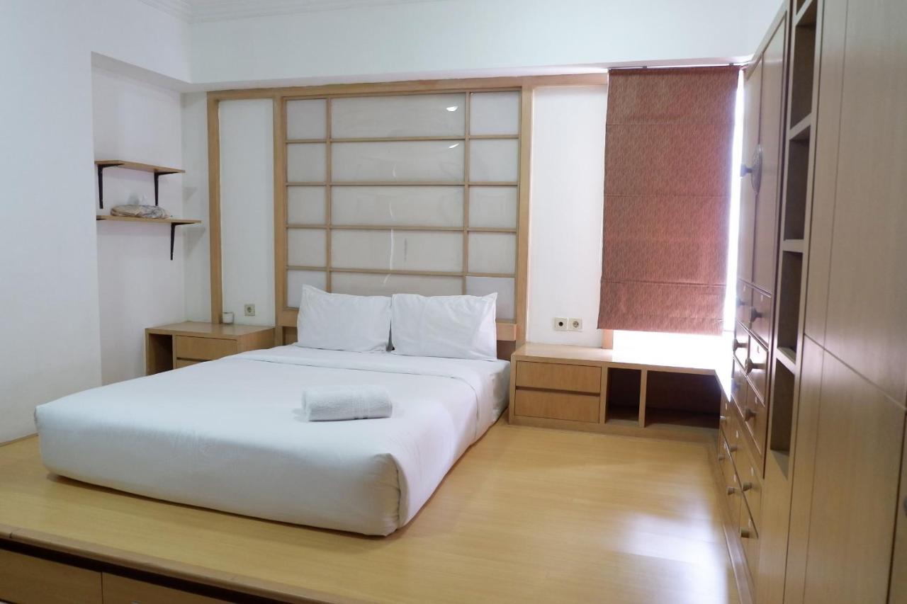 Classic And Strategic 3br Sudirman Tower By Travelio